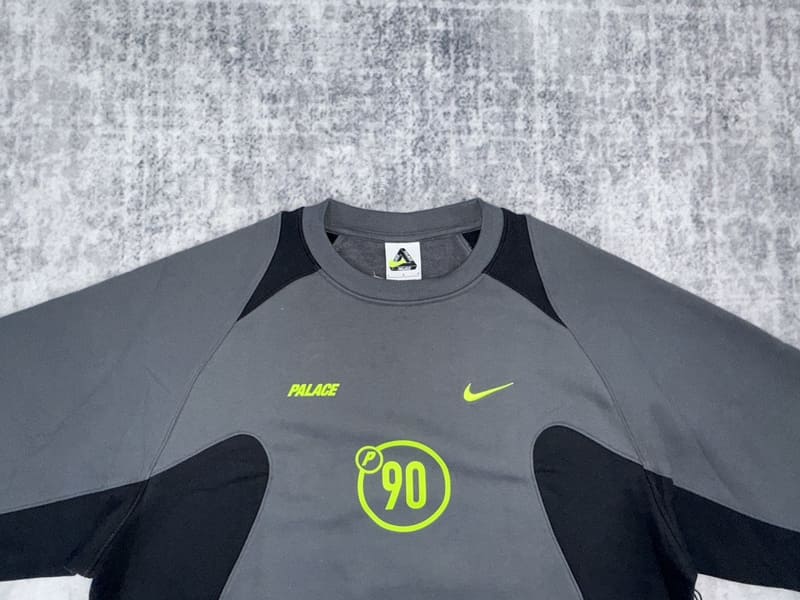 Moletom Palace x Nike Crewneck Total P90
