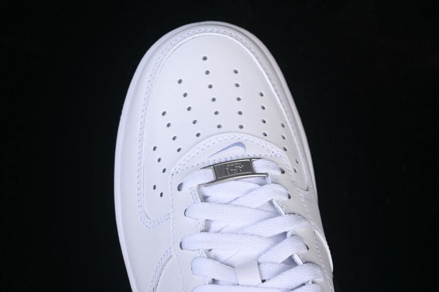 Air Force 1 Low White x Supreme