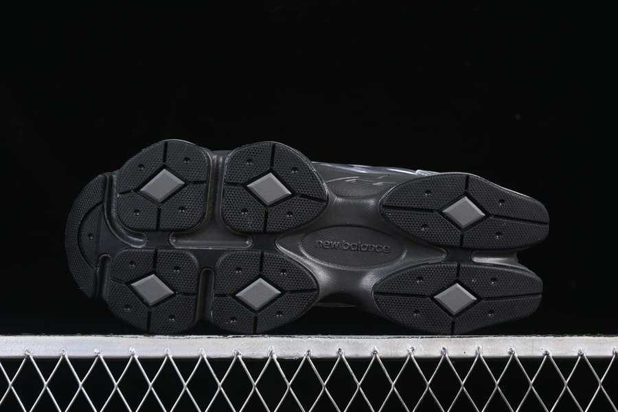 New Balance 9060x Caged "Silver Metallic"